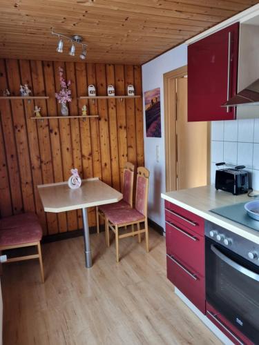 virtuve, Ferienhaus in Thüringen Nähe Hohenwarte Stausee (Ferienhaus in Thuringen Nahe Hohenwarte Stausee) in Unterwellenborn