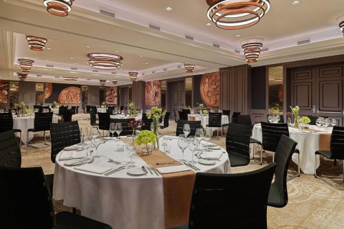 Hamburg Marriott Hotel - image 6