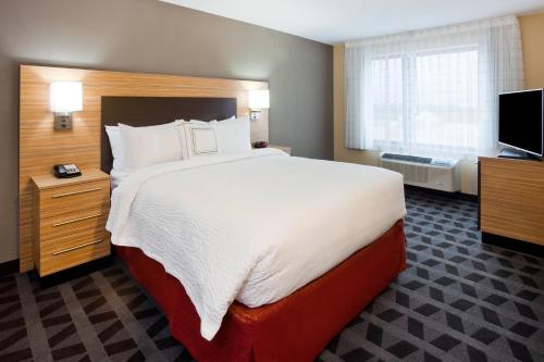 TownePlace Suites by Marriott Sioux Falls South - image 2