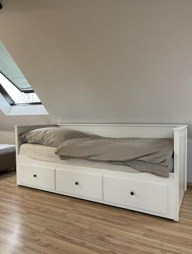 Einzel-Apartment Düsseldorf Oberkassel, Düsseldorf (Foto 6)