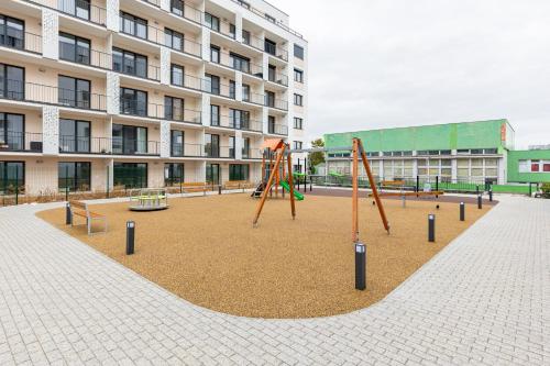 Sunny Haven: Modern 2BR,Garage, WiFi,Stream, Братислава (фото 6)
