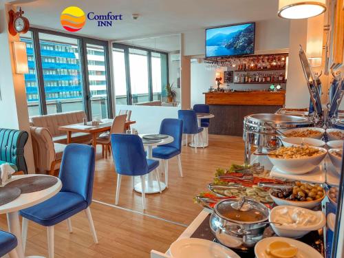 Comfort Inn Orbi City 4