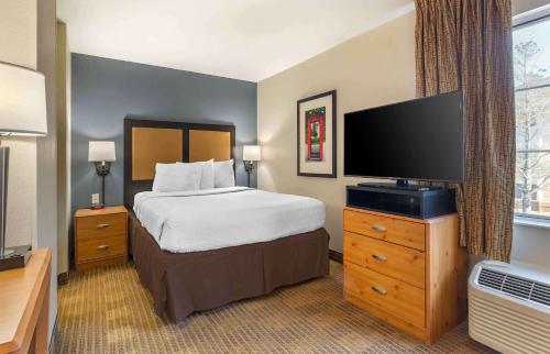Extended Stay America Suites Boston Westborough Computer Dr Room Type - Deluxe Studio with 1 Queen Bed - Non-Smoking
