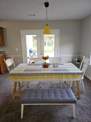 Fully furnished home with lots of natural lighting and personal office space in Fayetteville, USA