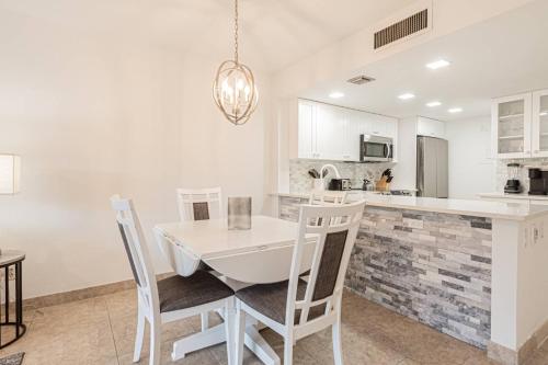 Park Shore Resort 1st Floor Bldg. A - main image