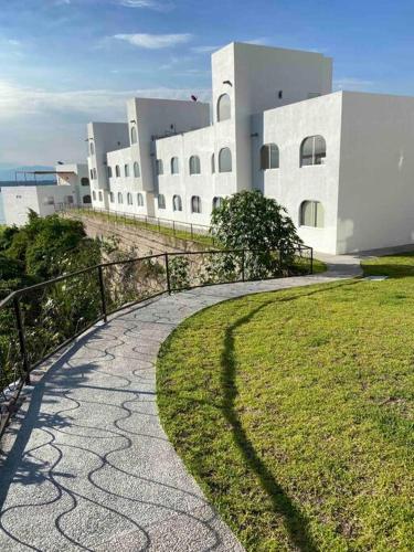 Paraíso House - Un sueño fantástico in Tequesquitengo, Mexico