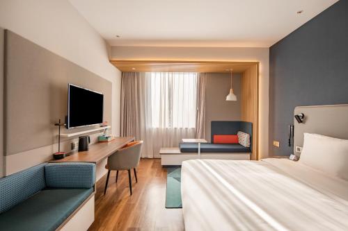 room detail thumbnail 1
