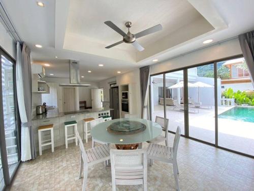 Lakeview Pool Villa Near Beautiful Beach VCS1