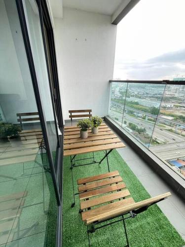 10 Pax-Cozy Family Suite Landmark 2 in Cheras