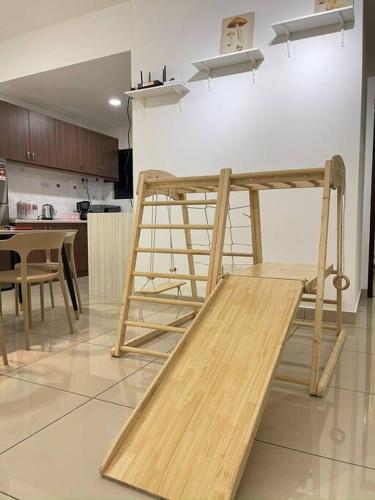 10 Pax-Cozy Family Suite Landmark 2 in Cheras