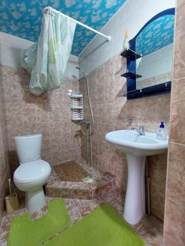 Vannas istaba, Rahat Guesthouse in Jergalan