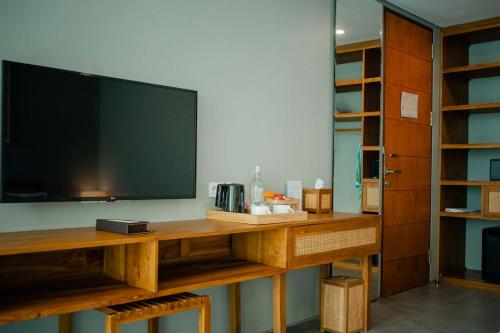 Deluxe Room image 7
