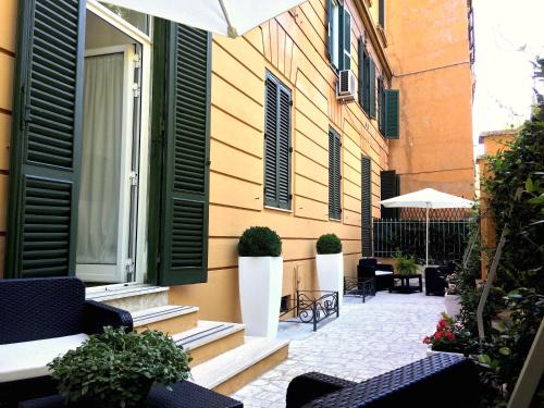 St. George's Vatican Suites - image 7