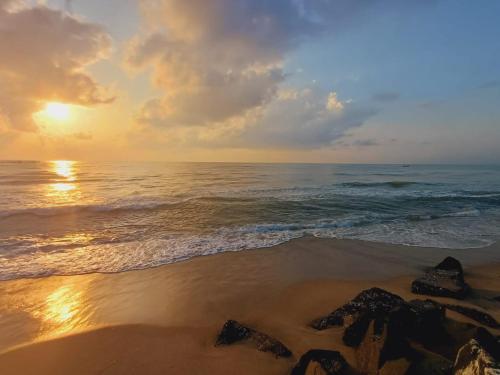 Dream promenade beach view