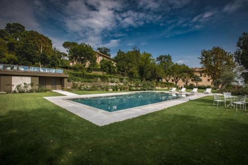 Peldbaseins, Villa Anitori Prestige Relais & Spa in Loro Piceno