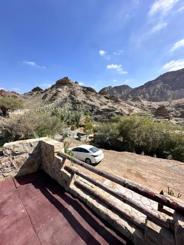 Hiking break in Dhaid