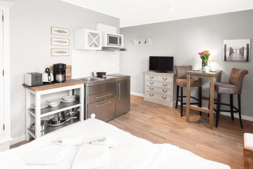 Apartment - Ground Floor image 8