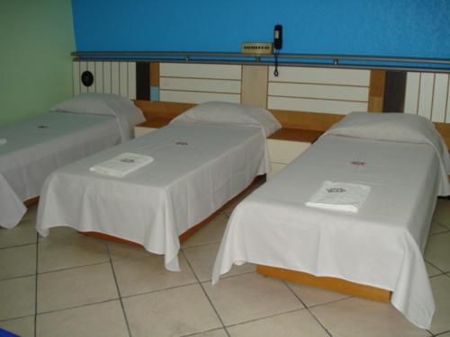 Standard Triple Room room in Hotel Villa da Penha