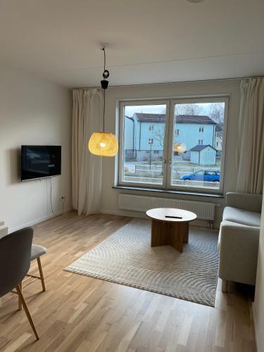 B&B Stockholm - Cozy apartment 2 stops-15 mins away from city center - Bed and Breakfast Stockholm