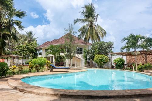 B&B Diani Beach - Villa Black Pearl - new private Villa - Bed and Breakfast Diani Beach