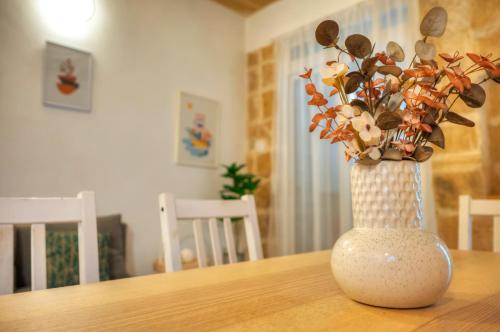 Charming 2bedroom townhouse Valletta center KBUT1-1, Valletta (photo 5)