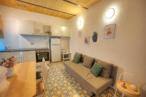 Charming 2bedroom townhouse Valletta center KBUT1-1, Valletta (photo 8)