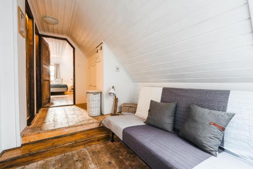 Superior Triple Room image 9
