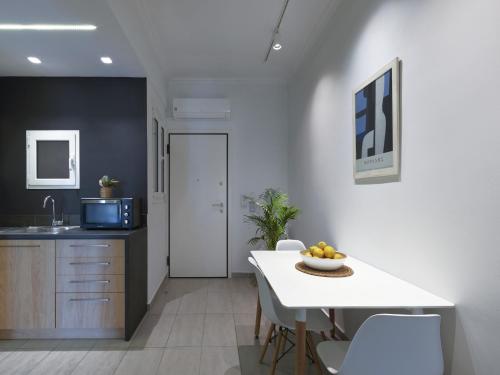 Modern Haven near Archaeological Museum - main image