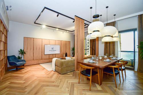 Luxury Escapes - Charming 3BR plus maids Apt near JBR Beach - Sadaf 1, Dubaj