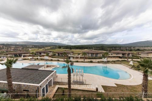 Luxury Villa w Pool Balcony in Regnum Golf Club - Accommodation - Çamlık