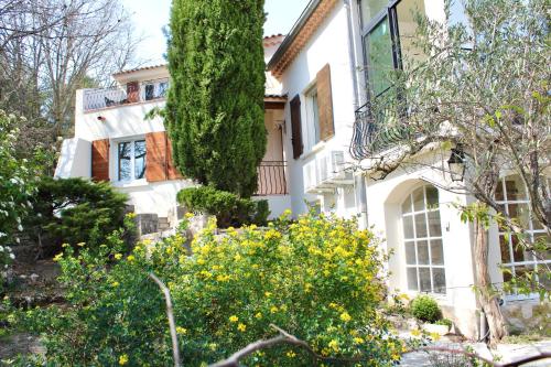 Bastide provençale climatisée - piscine privée