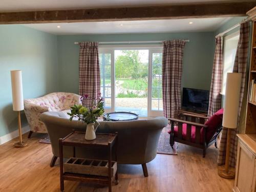 Hen House: Private annexe on stunning farm in Upper Broughton