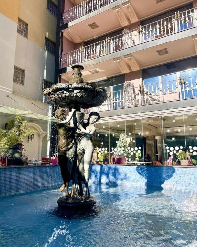 Hotel Elysee - image 5