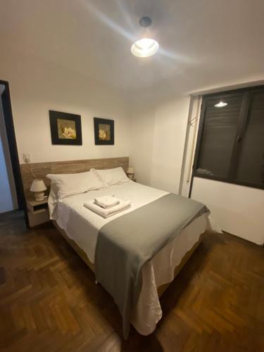 One-Bedroom Apartment image 5