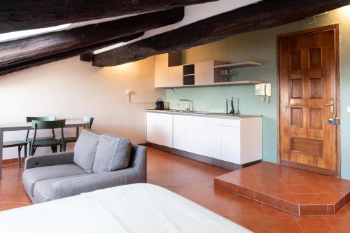 Santa Chiara Apartments Room Type - One-Bedroom Apartment