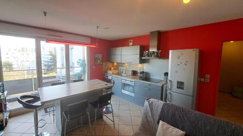 Appartement cosy 3 pièces avec garage privatif - Location saisonnière - Saint-Priest