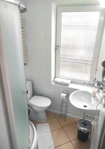 Single Room with Balcony image 7