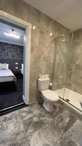 Charlotte Guest House - image 14