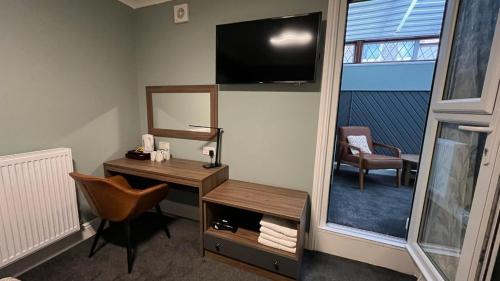 Charlotte Guest House - image 5