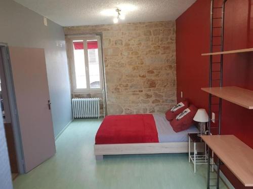 Appartement de 3 chambres avec wifi a Vayrac