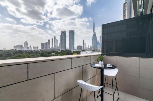 Silkhaus comfy DIFC studio with Burj Khalifa view - image 4