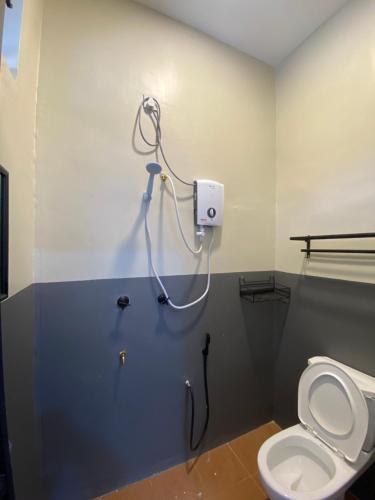 AzHAUZ Guestroom & Campsite in Pantai Teluk Mak Nik