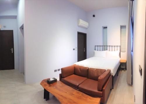 82行旅電梯民宿 來電享優惠 82行旅電梯民宿 來電享優惠