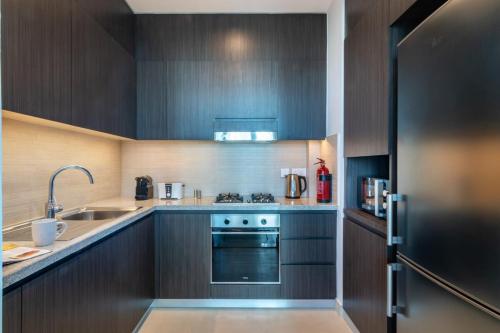 Silkhaus luxury building high floor 1BDR in Downtown - image 10