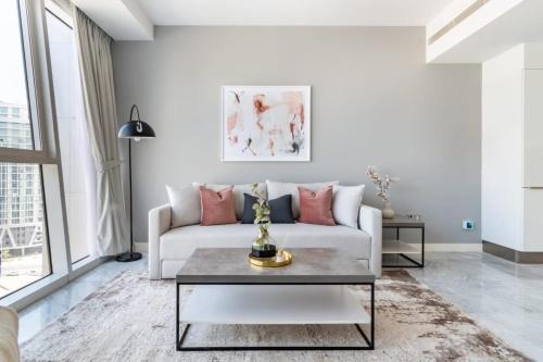 Silkhaus Great View 1 BDR | Canal nearby - image 7