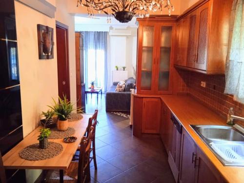 2 bedrooms, 3 beds