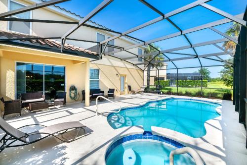 *Brand New Listing* Solterra Family Friendly Resort Home. 4127 in Davenport, USA