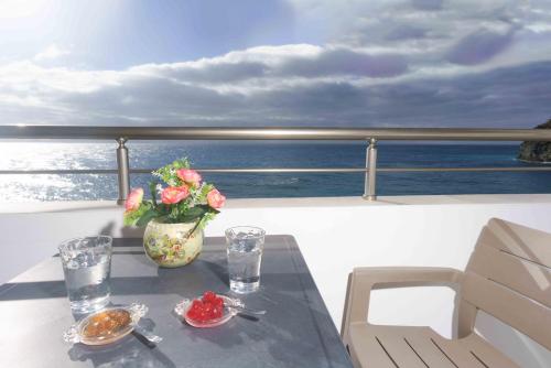 Ioannis Rooms Δωματια με θεα στη θαλασσα in Asterousia