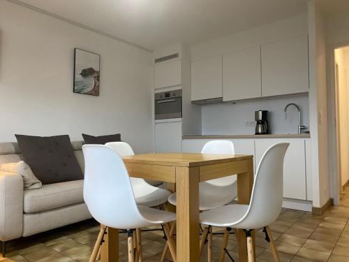 Studio Ochtendstemming by Interhome in 布雷德訥