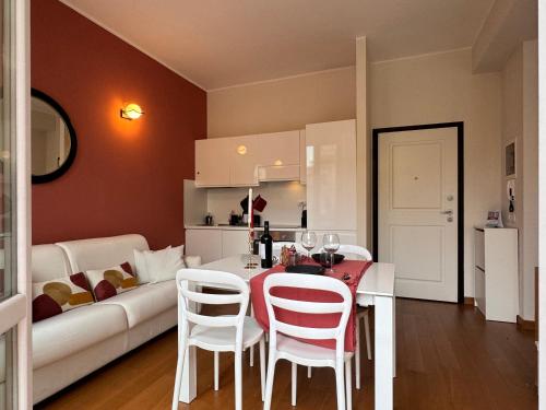 AwesHomeItaly - The Little Beauty Studio